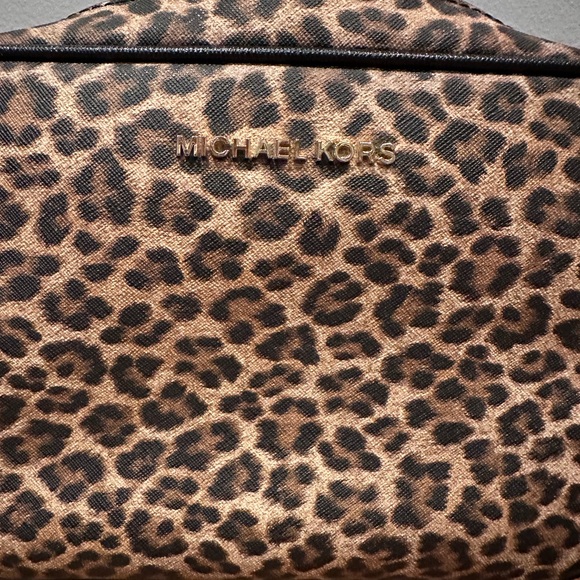 Michael Kors Brown and Black Crossbody Bag with Leopard Print - Picture 2 of 14